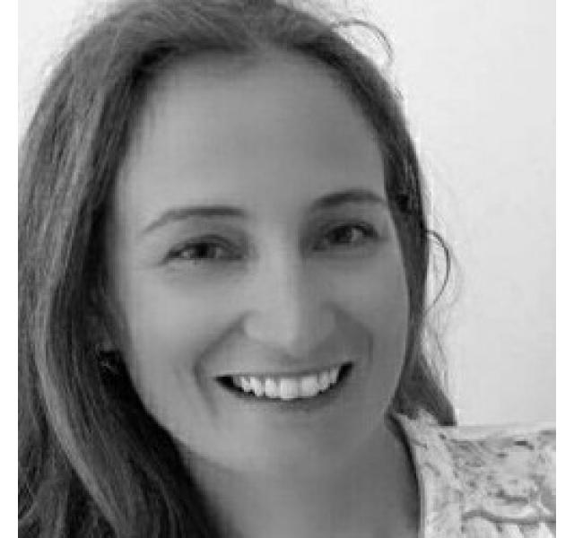 Lara De Nadai -Thérapeute en Analyse Transactionnelle et Constellations Systémique